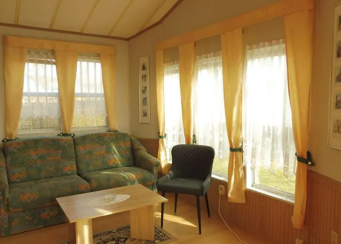 Mit Pool By Interhome בית נופש *